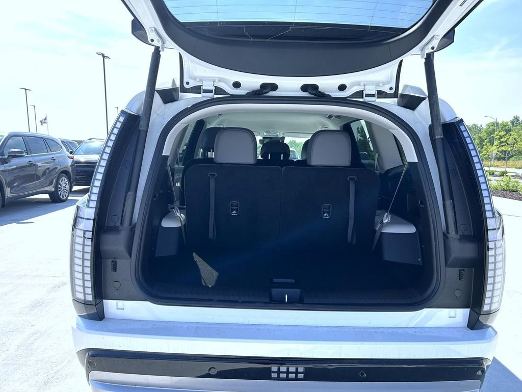 New 2026 Hyundai Ioniq 9 SEL AWD/4WD image 9
