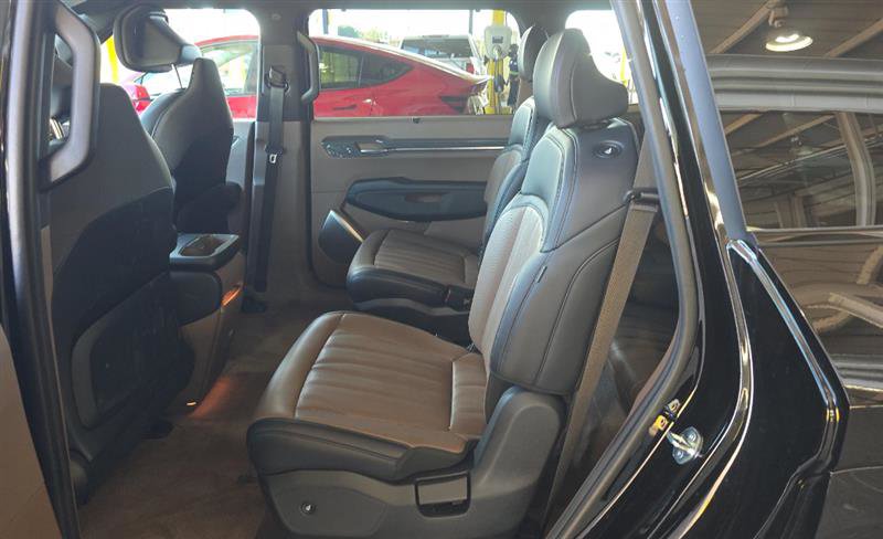 Used 2025 Kia EV9 GT-Line image 9