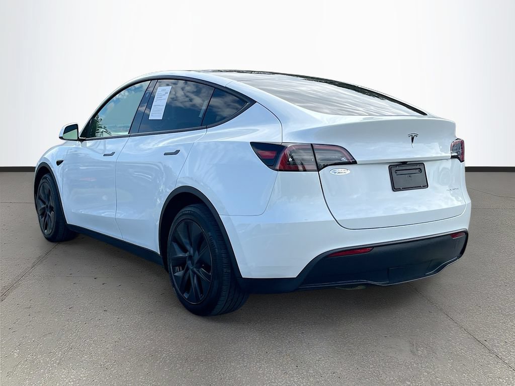 Used 2024 Tesla Model Y Long Range AWD/4WD image 5