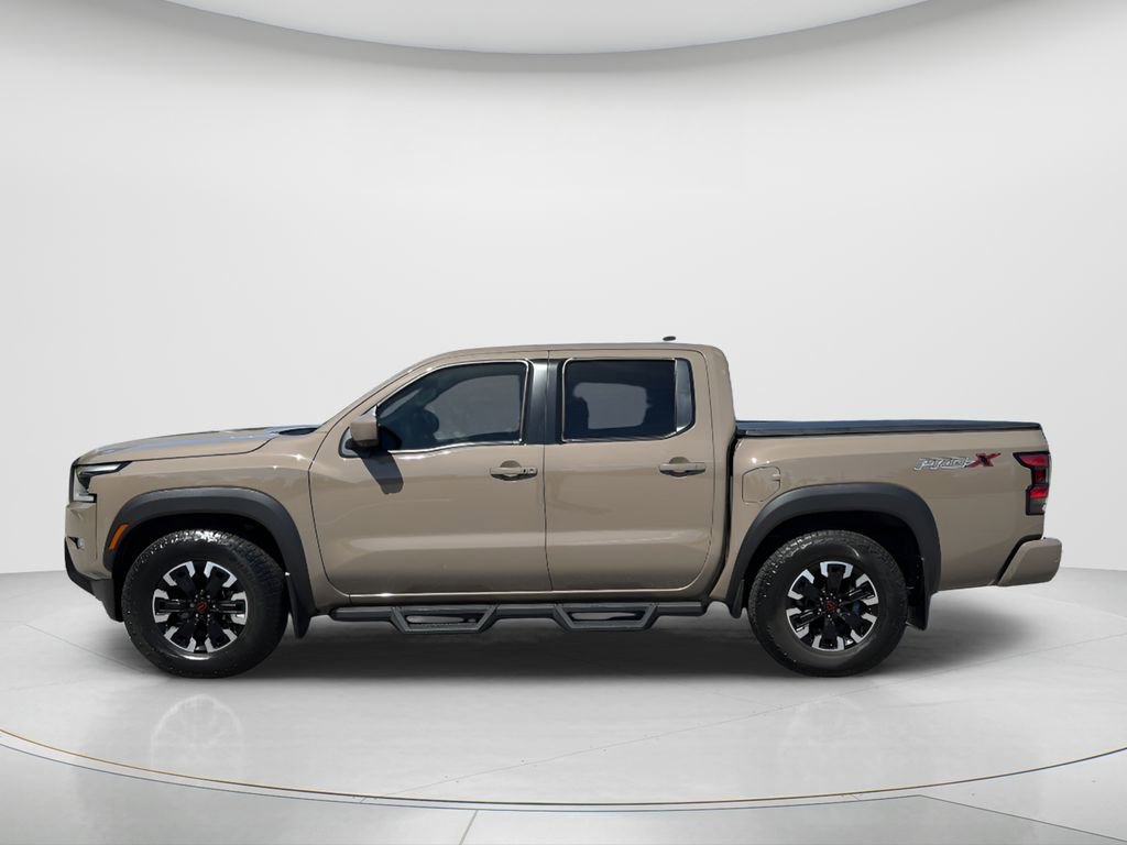 Used 2022 Nissan Frontier Pro-X image 2