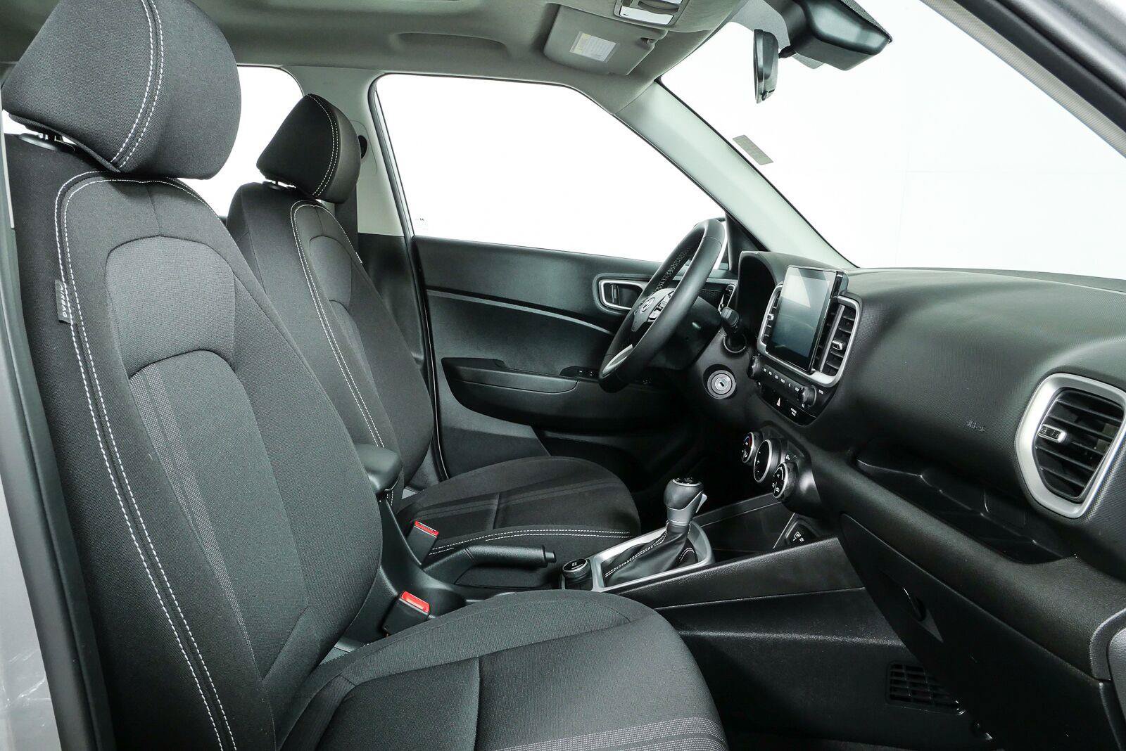 Used 2023 Hyundai Venue SEL w/ Cargo Package FWD image 21