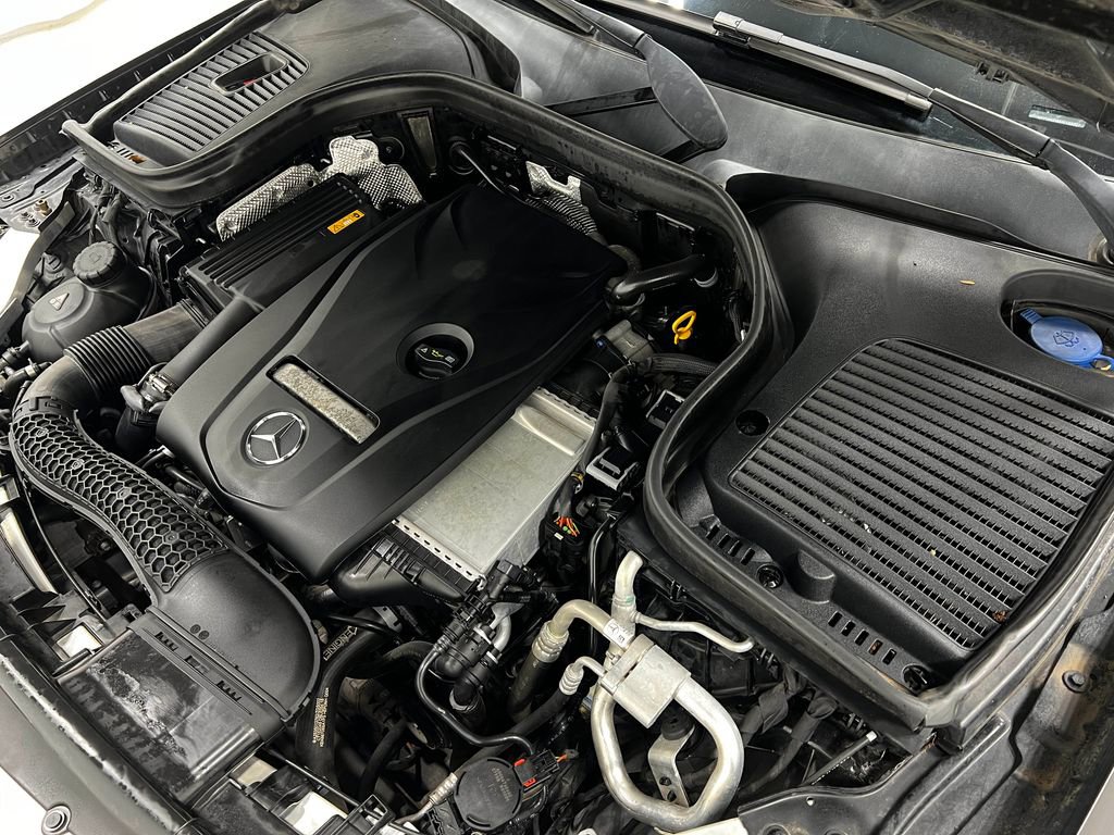 Used 2018 Mercedes-Benz GLC 300 image 29