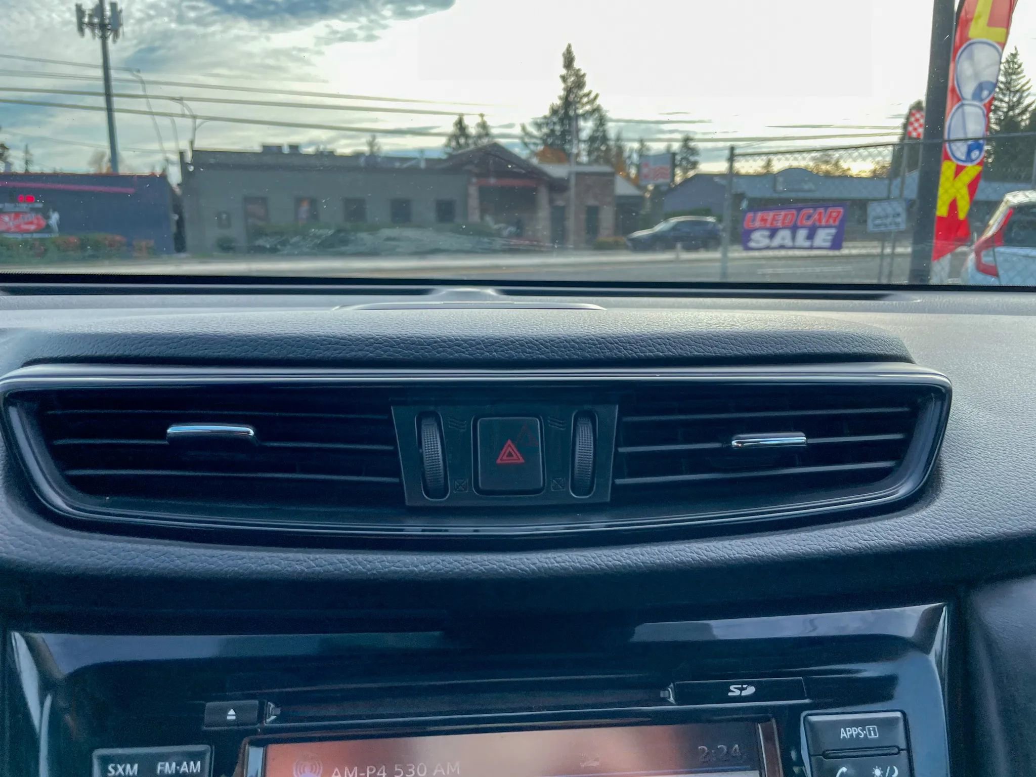 Used 2017 Nissan Rogue SL w/ SL Premium Package image 20