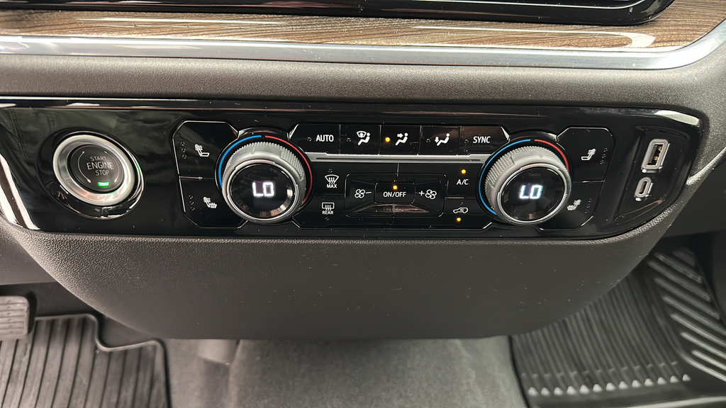 Used 2024 Chevrolet Silverado 1500 LT AWD/4WD image 22