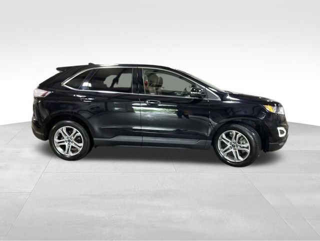 Used 2018 Ford Edge Titanium w/ Equipment Group 301A AWD/4WD image 8