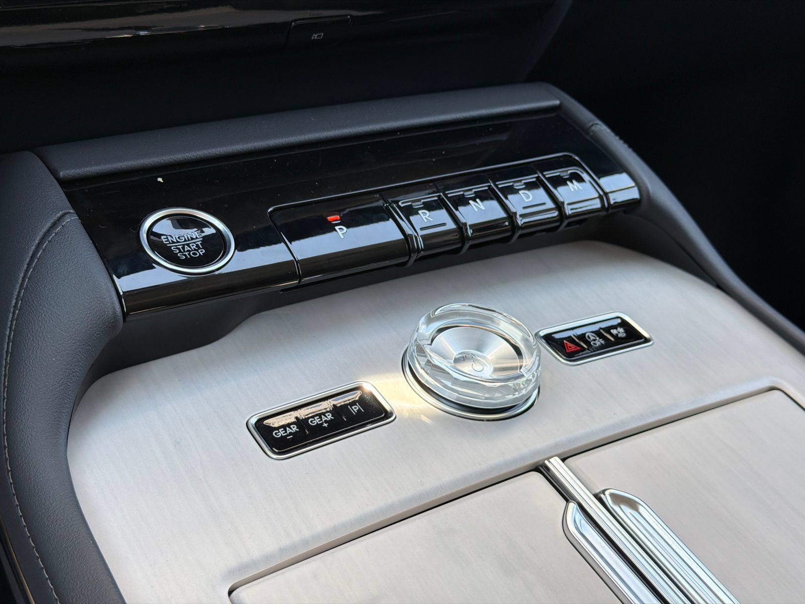 New 2027 Lincoln Navigator L Premier AWD/4WD image 28