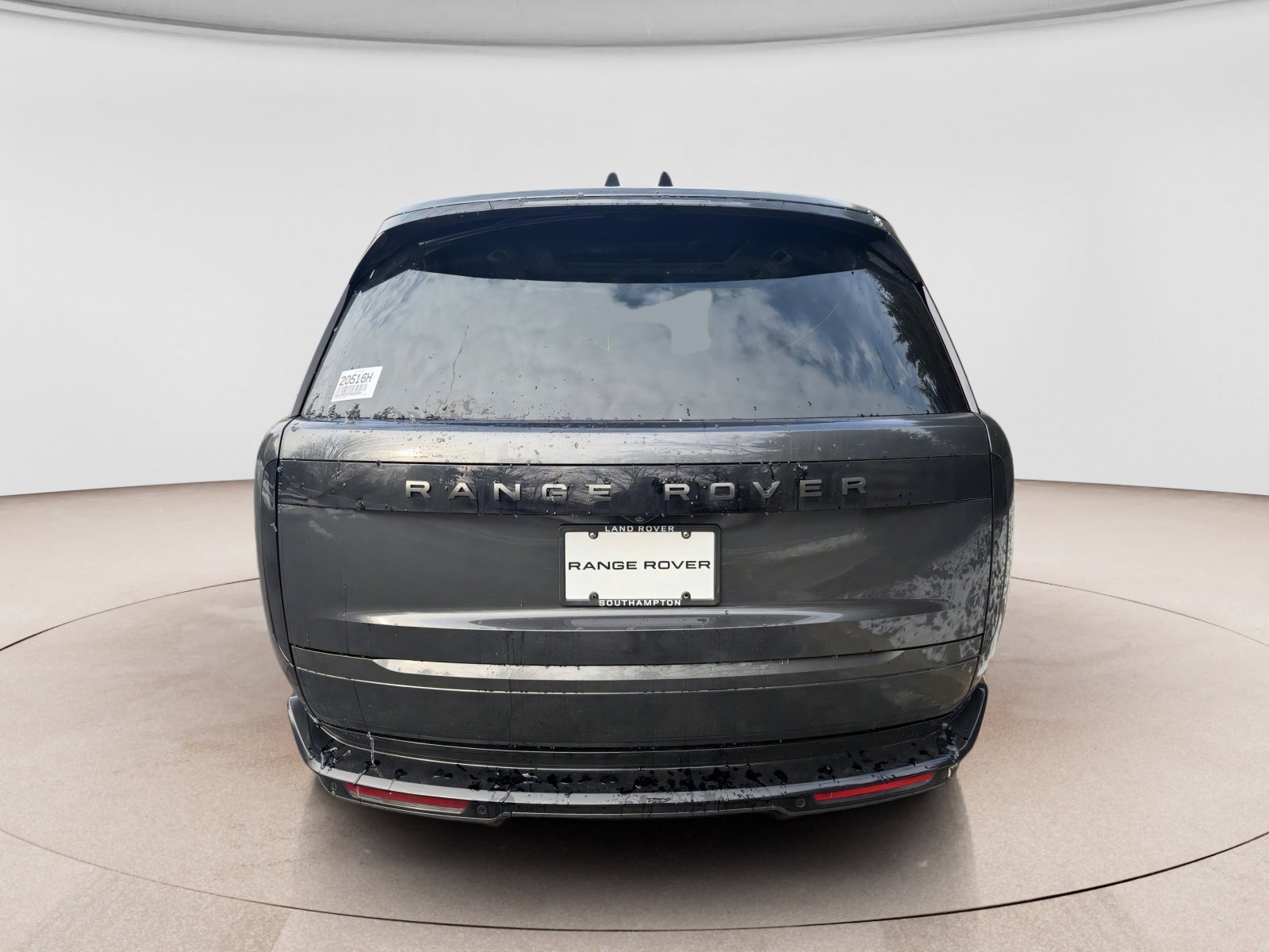 New 2026 Land Rover Range Rover SE image 4