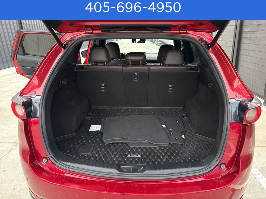 Used 2021 MAZDA CX-5 Signature image 17