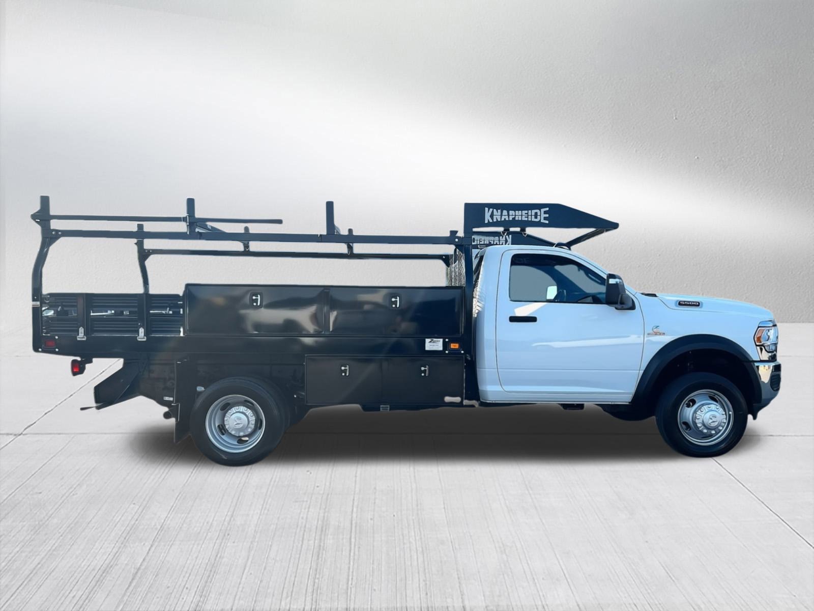 New 2024 RAM 5500 Tradesman image 3