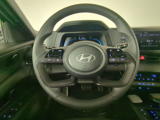 New 2026 Hyundai Elantra Sport FWD image 25