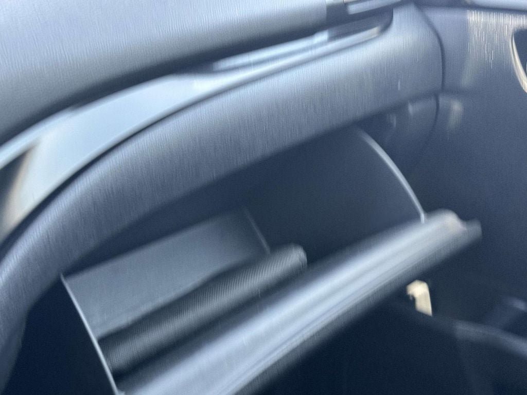 Used 2017 Honda Pilot Elite image 10