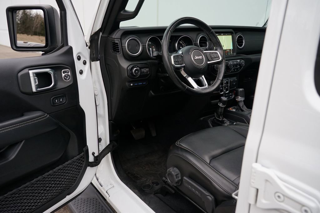 Used 2022 Jeep Wrangler Unlimited Sahara w/ Cold Weather Group image 14