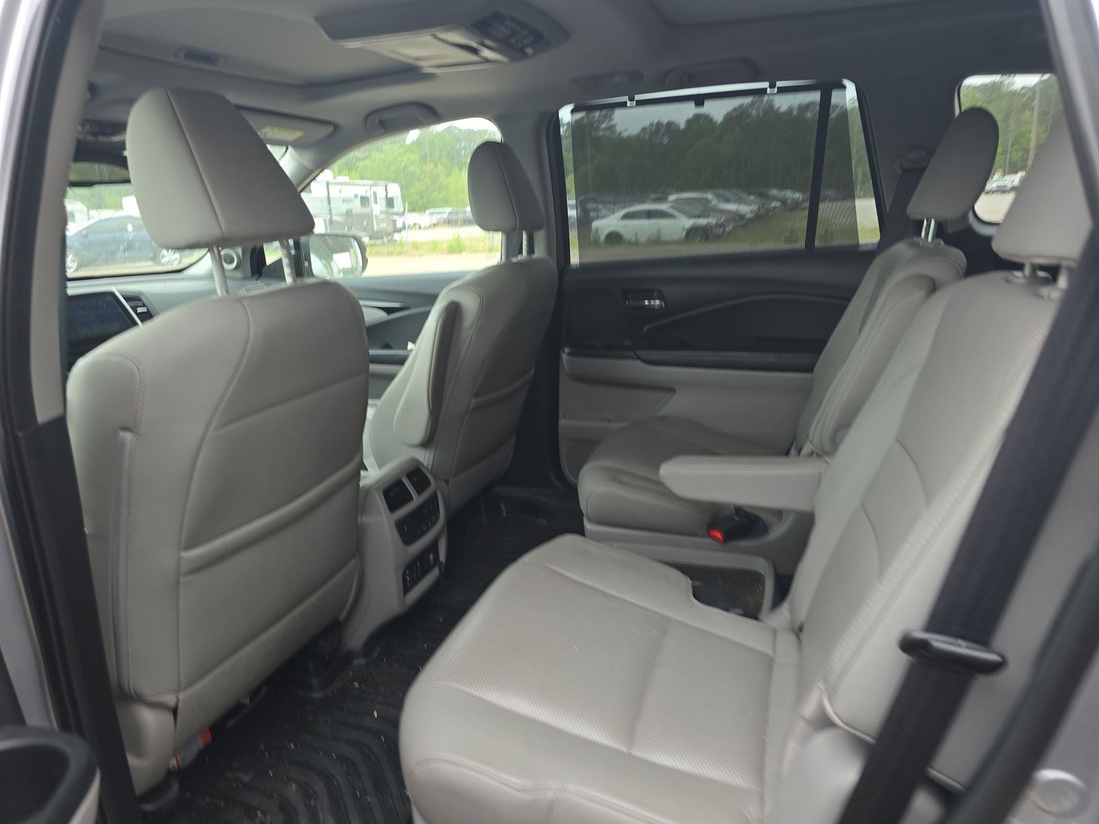 Used 2017 Honda Pilot Elite image 13