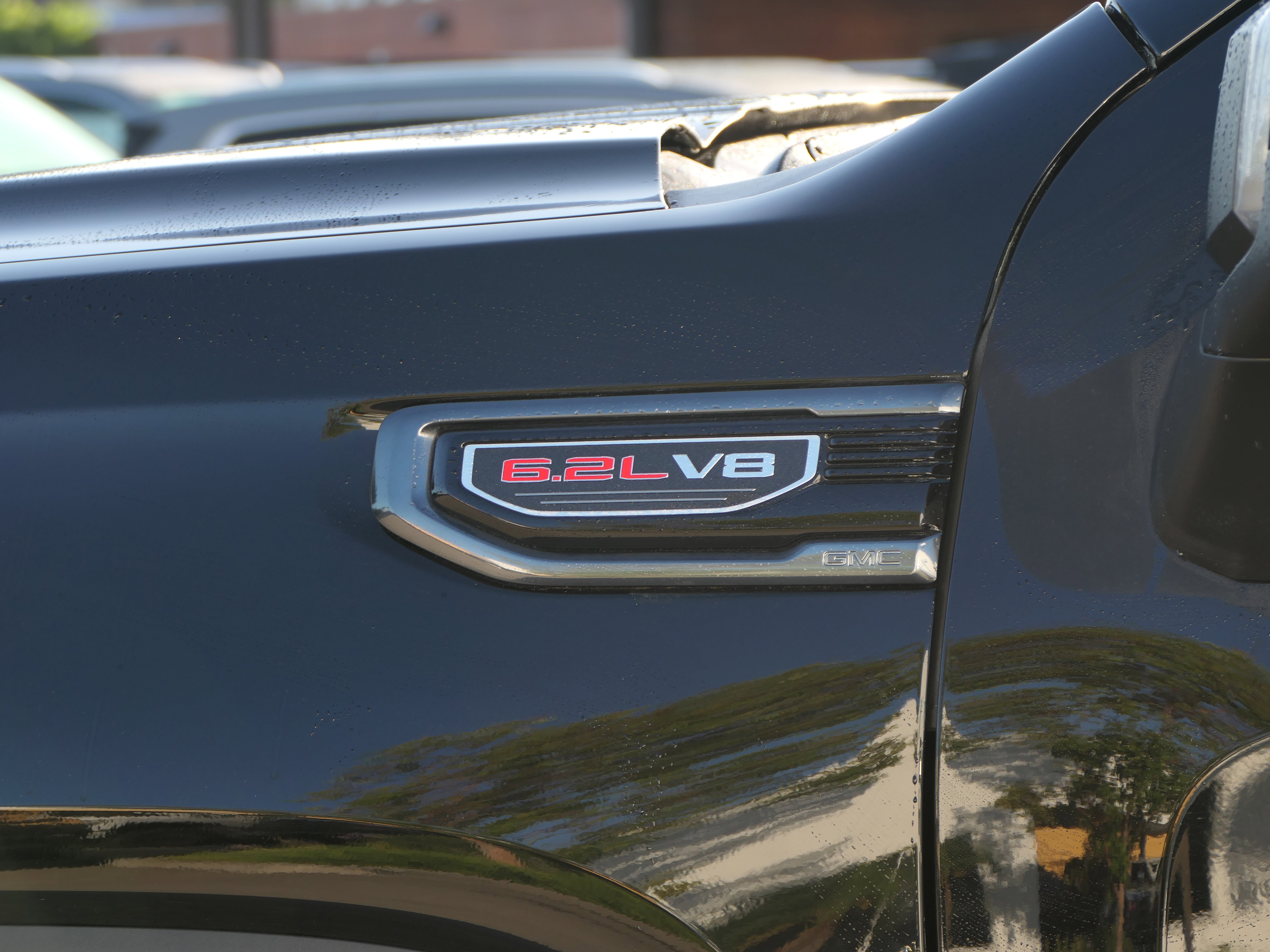 Used 2022 GMC Sierra 1500 AT4 w/ AT4 Premium Package image 10