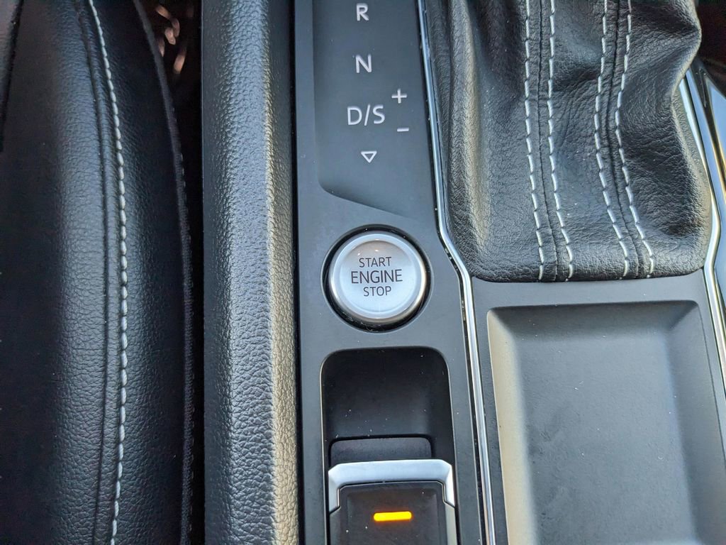 Certified 2022 Volkswagen Atlas SE FWD image 22