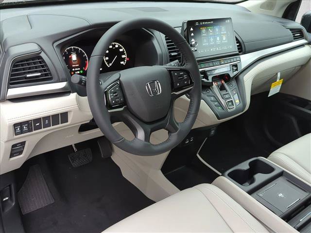Certified 2026 Honda Odyssey EX-L image 3