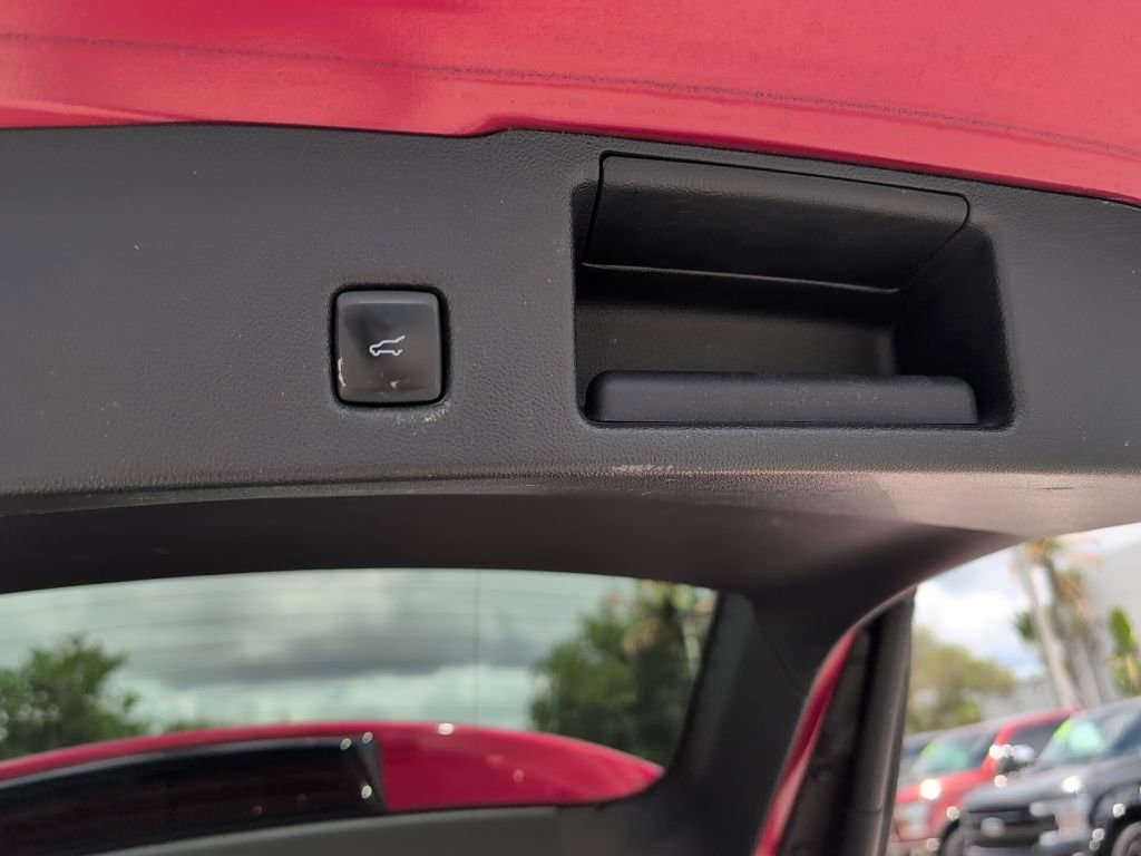 Certified 2020 Ford Escape Titanium image 13