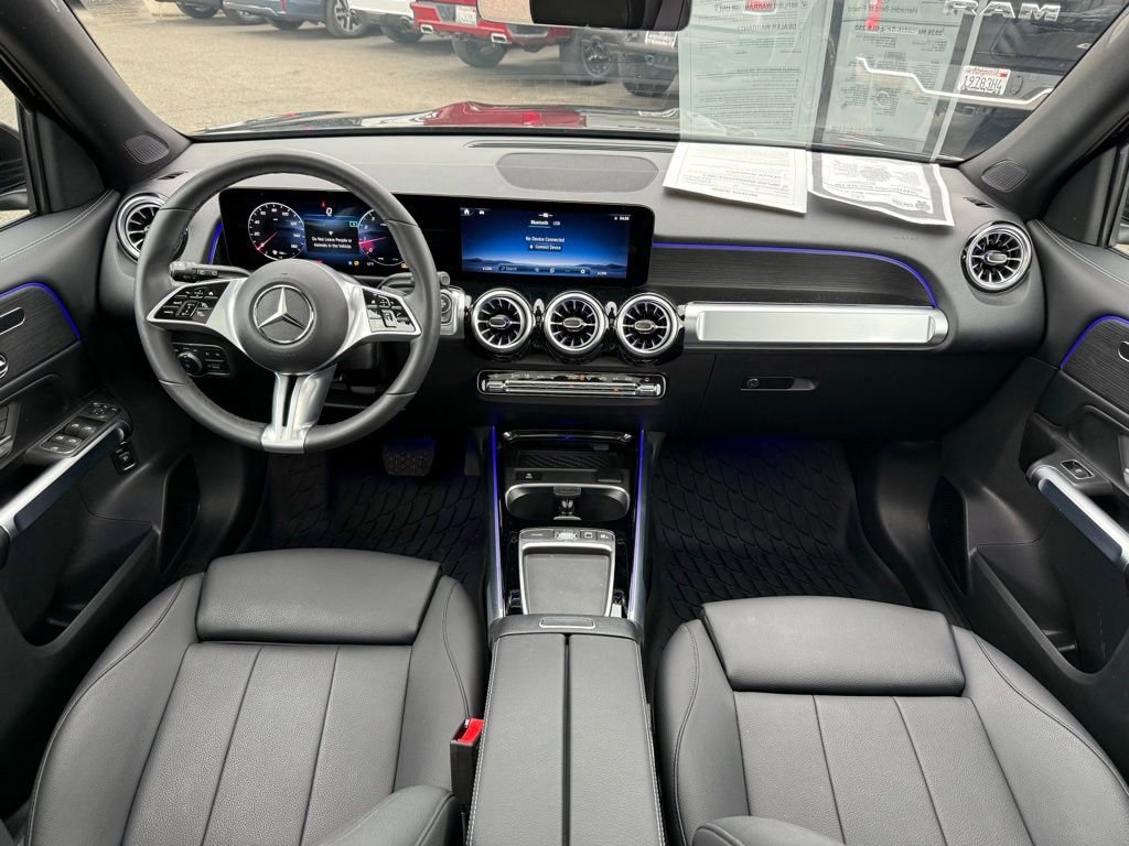 Used 2026 Mercedes-Benz GLB 250 image 11