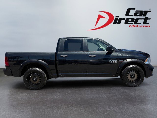 Used 2017 RAM 1500 Express AWD/4WD image 11