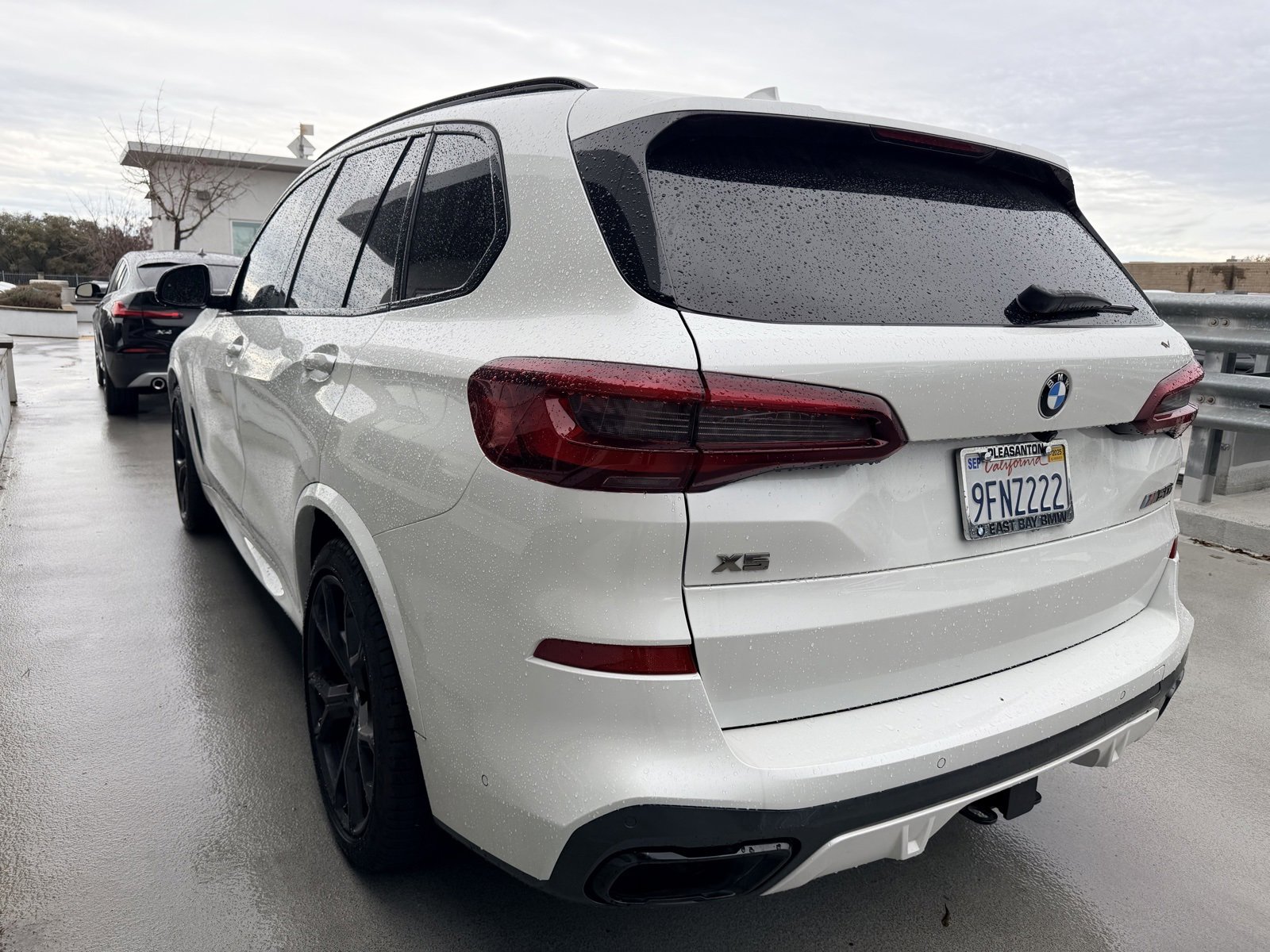 Used 2020 BMW X5 M50i w/ Executive Package image 6
