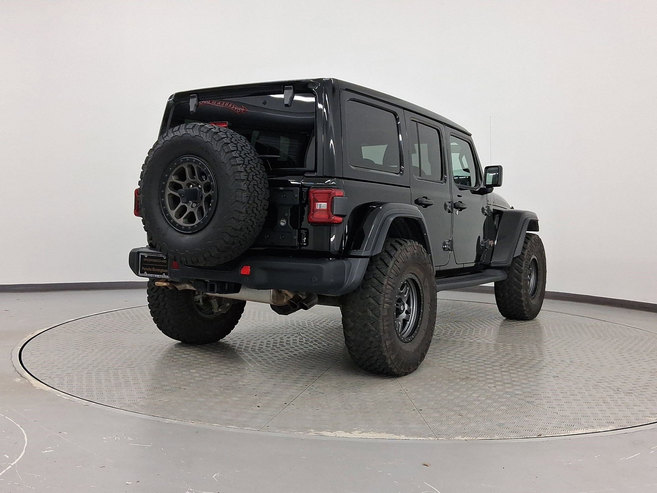 Used 2022 Jeep Wrangler Unlimited Rubicon w/ Xtreme Recon 35" Tire Package image 9