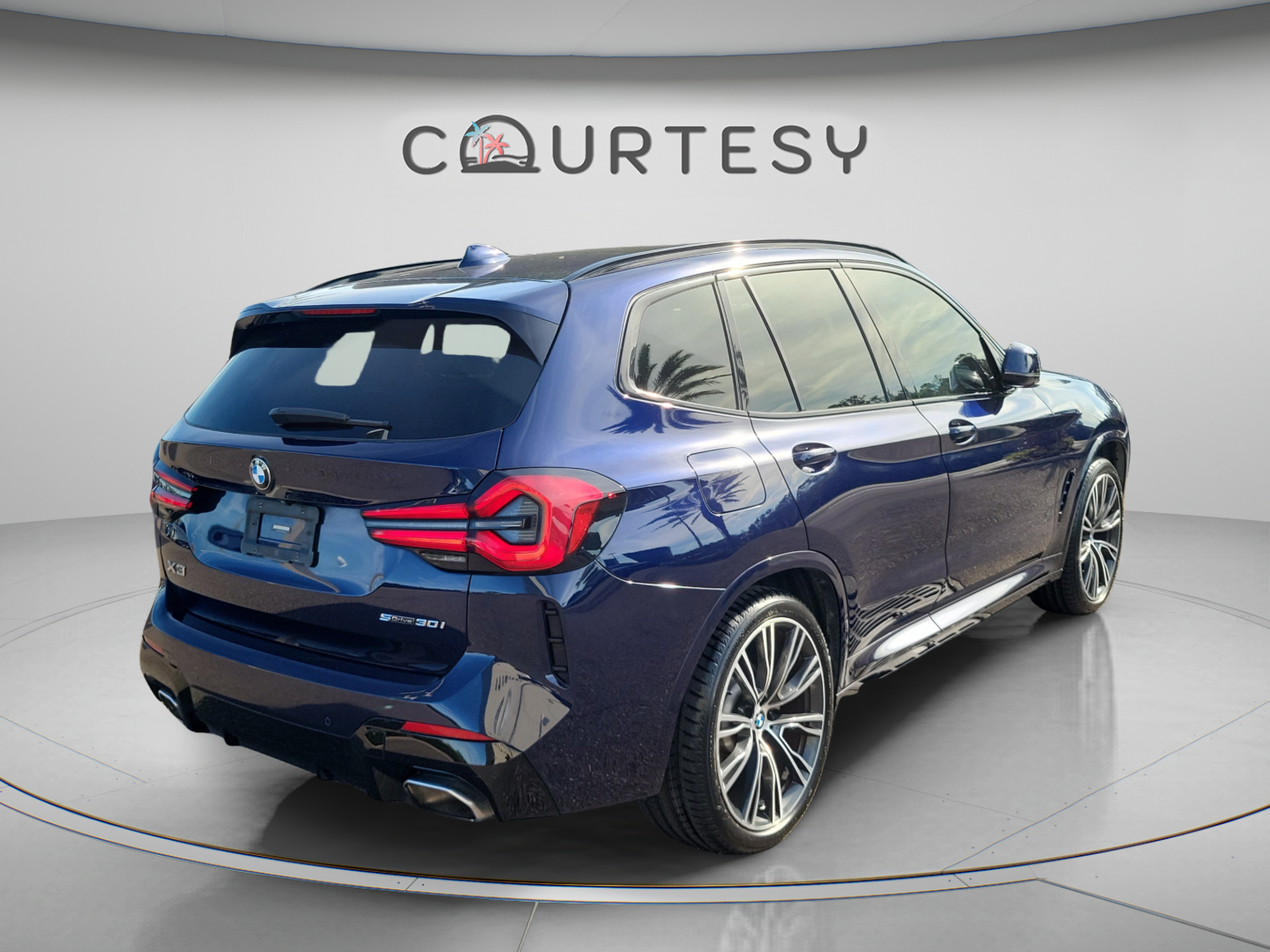 Used 2022 BMW X3 sDrive30i w/ M Sport Package 2 RWD image 5