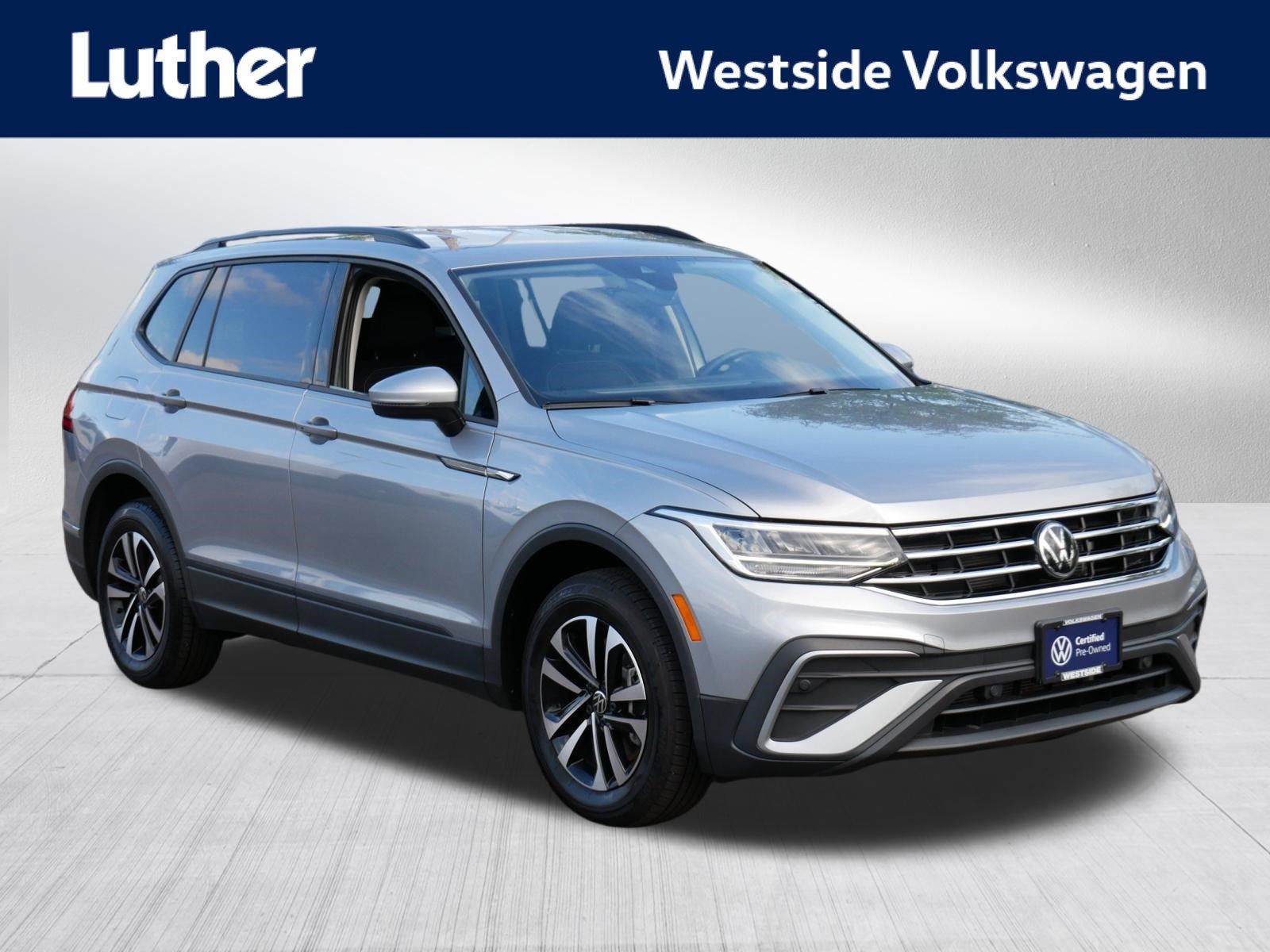 Certified 2024 Volkswagen Tiguan S AWD/4WD image 1