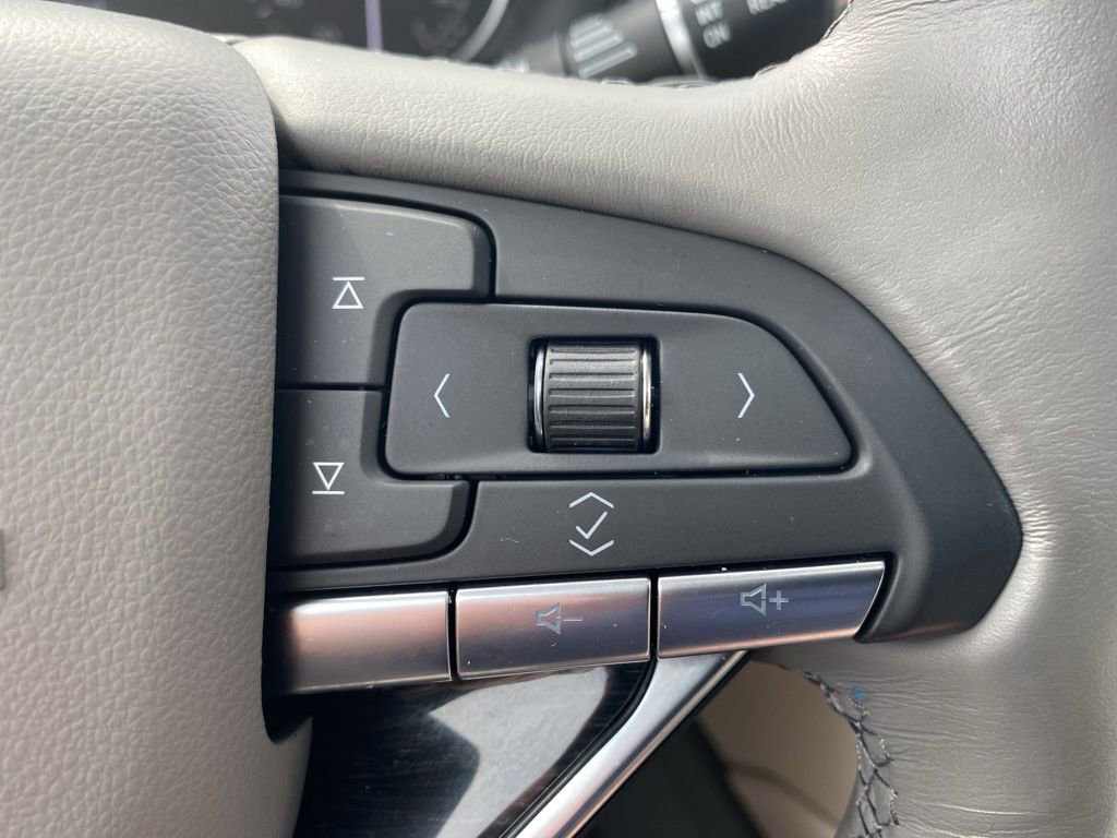 Used 2023 Cadillac XT6 Premium Luxury image 36