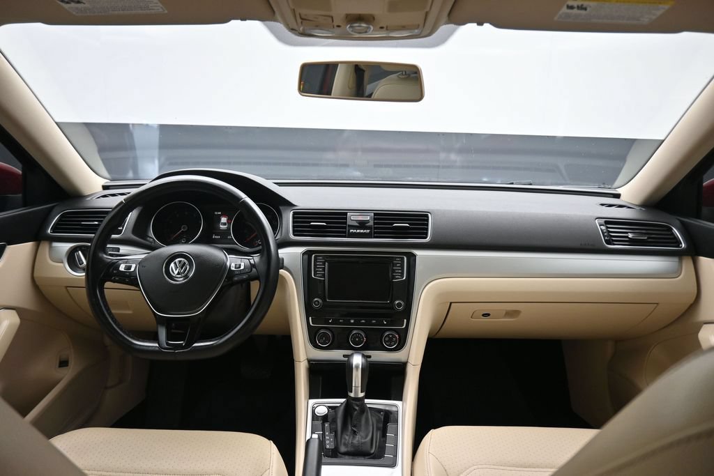 Used 2019 Volkswagen Passat 2.0T Wolfsburg w/ Wheels & Sunroof Package FWD image 38