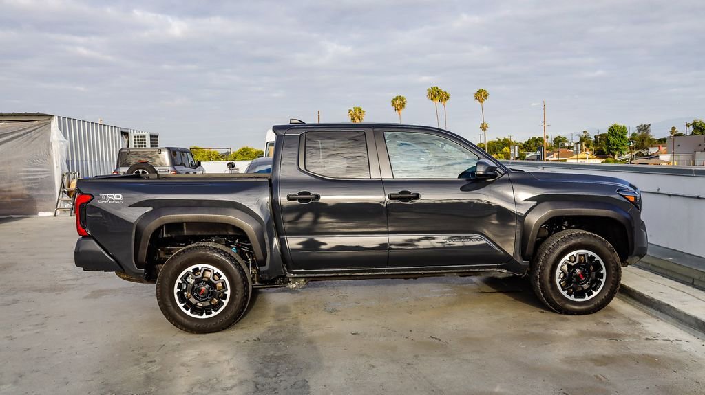 Used 2024 Toyota Tacoma TRD Off-Road AWD/4WD image 13