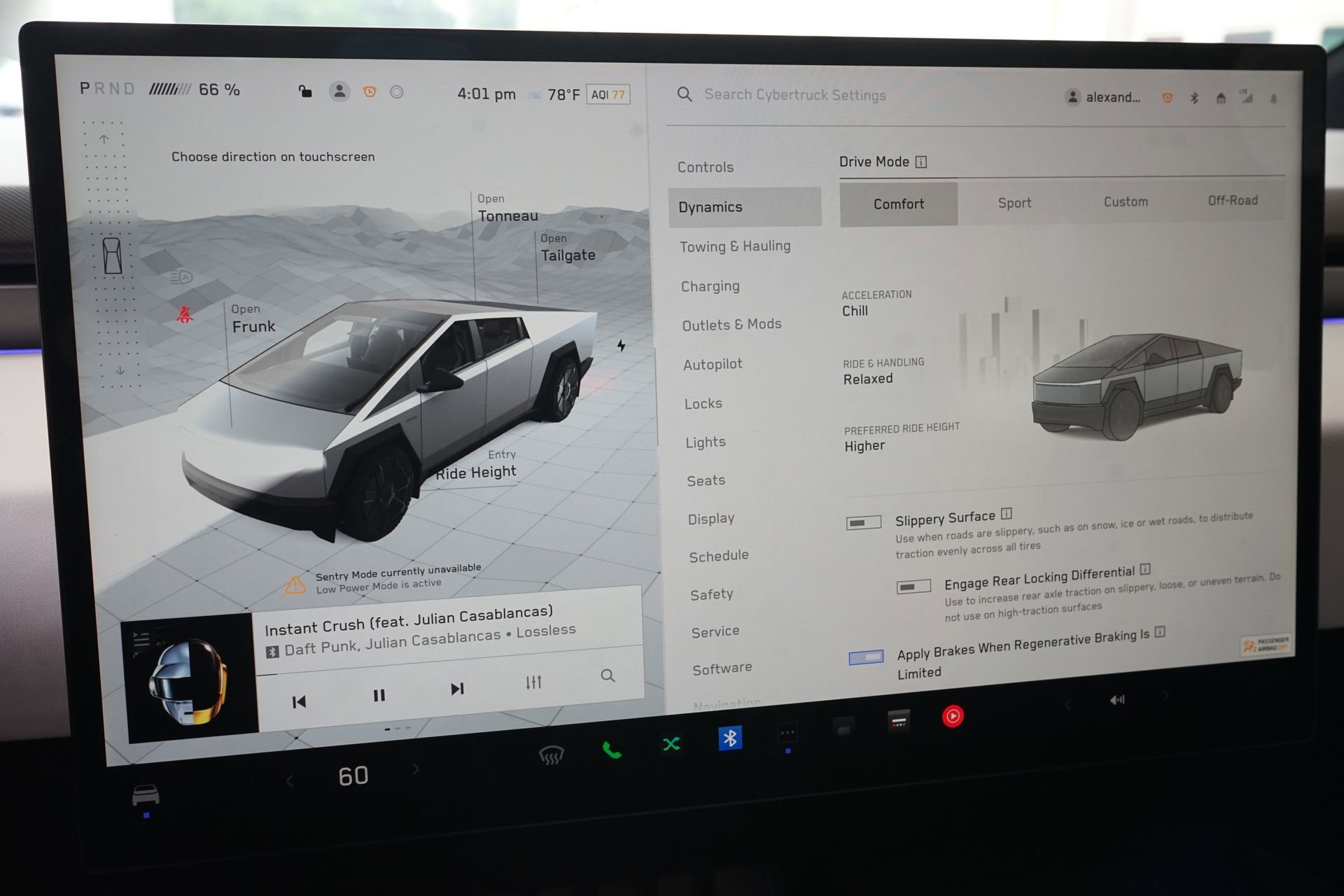 Used 2024 Tesla Cybertruck AWD Crew Cab image 19
