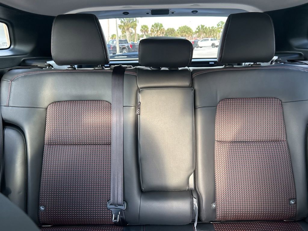New 2026 Nissan Kicks SR FWD image 15