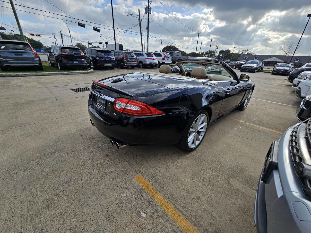 Used 2010 Jaguar XKR R image 17