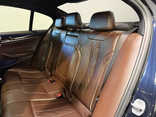 Used 2019 BMW 540i w/ M Sport Package image 25