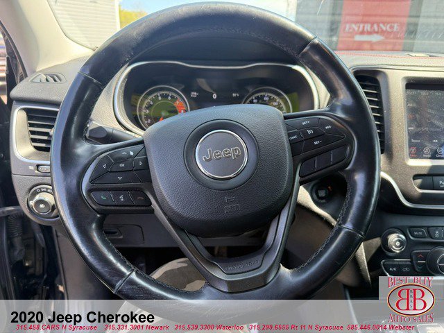 Used 2020 Jeep Cherokee Trailhawk w/ Cold Weather Group AWD/4WD image 16