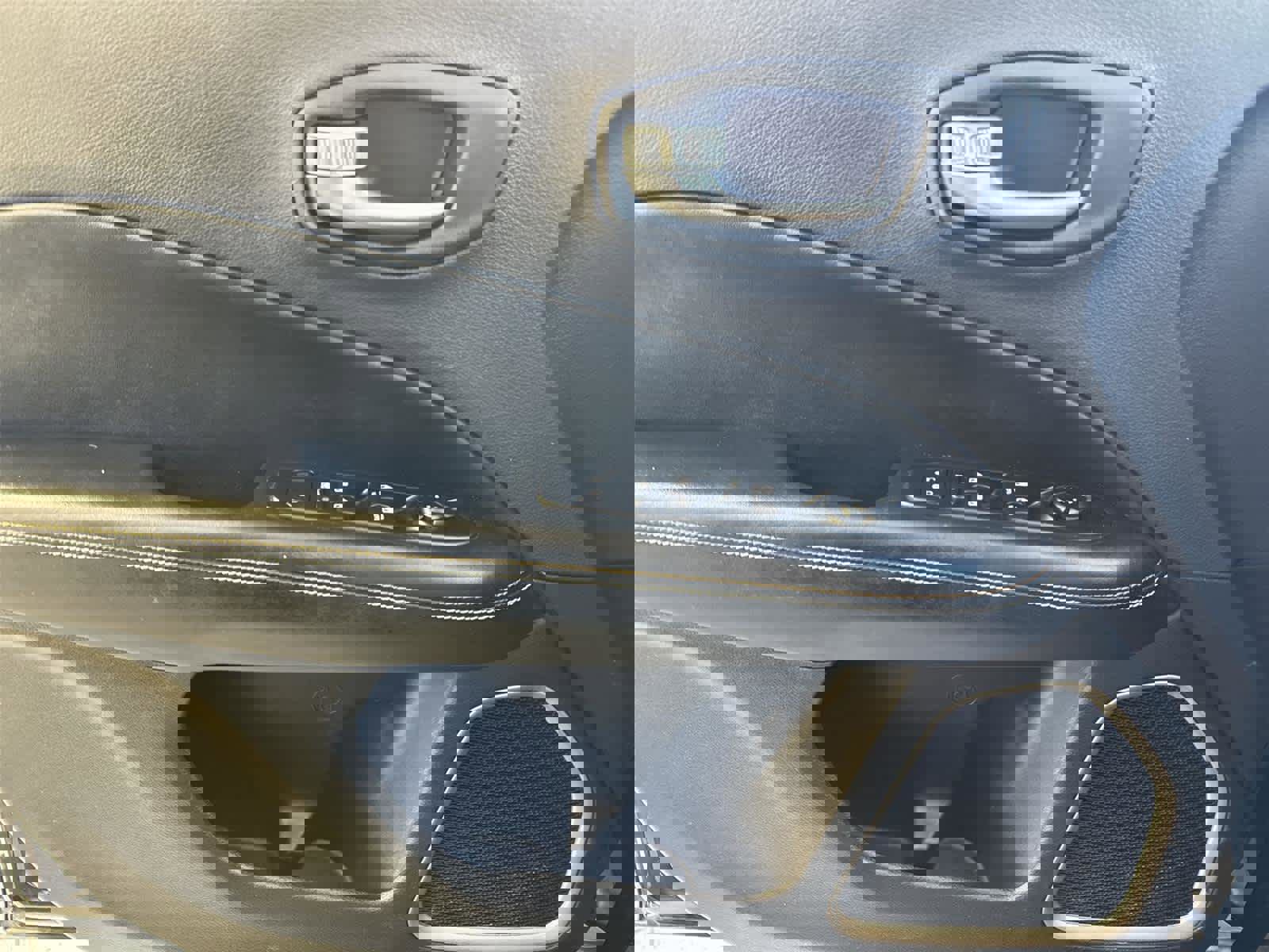 Used 2021 Jeep Compass Latitude image 20