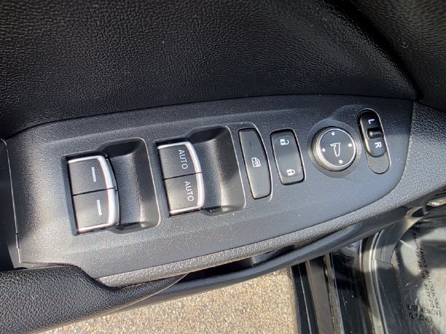 Used 2019 Honda Accord Sport image 19