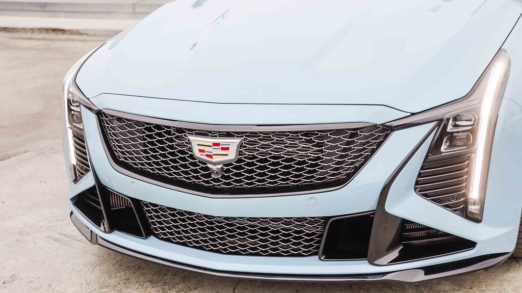 Used 2025 Cadillac CT5 V Blackwing w/ LPO, Red Accent Package RWD image 6