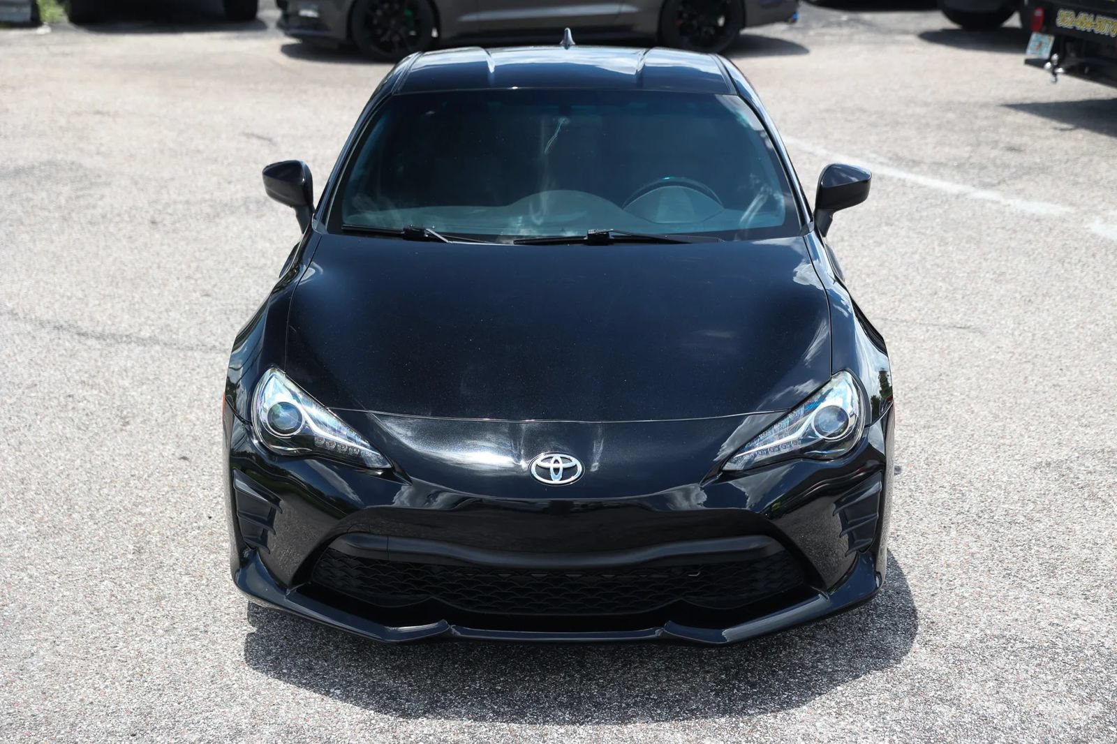 Used 2017 Toyota 86 RWD image 9