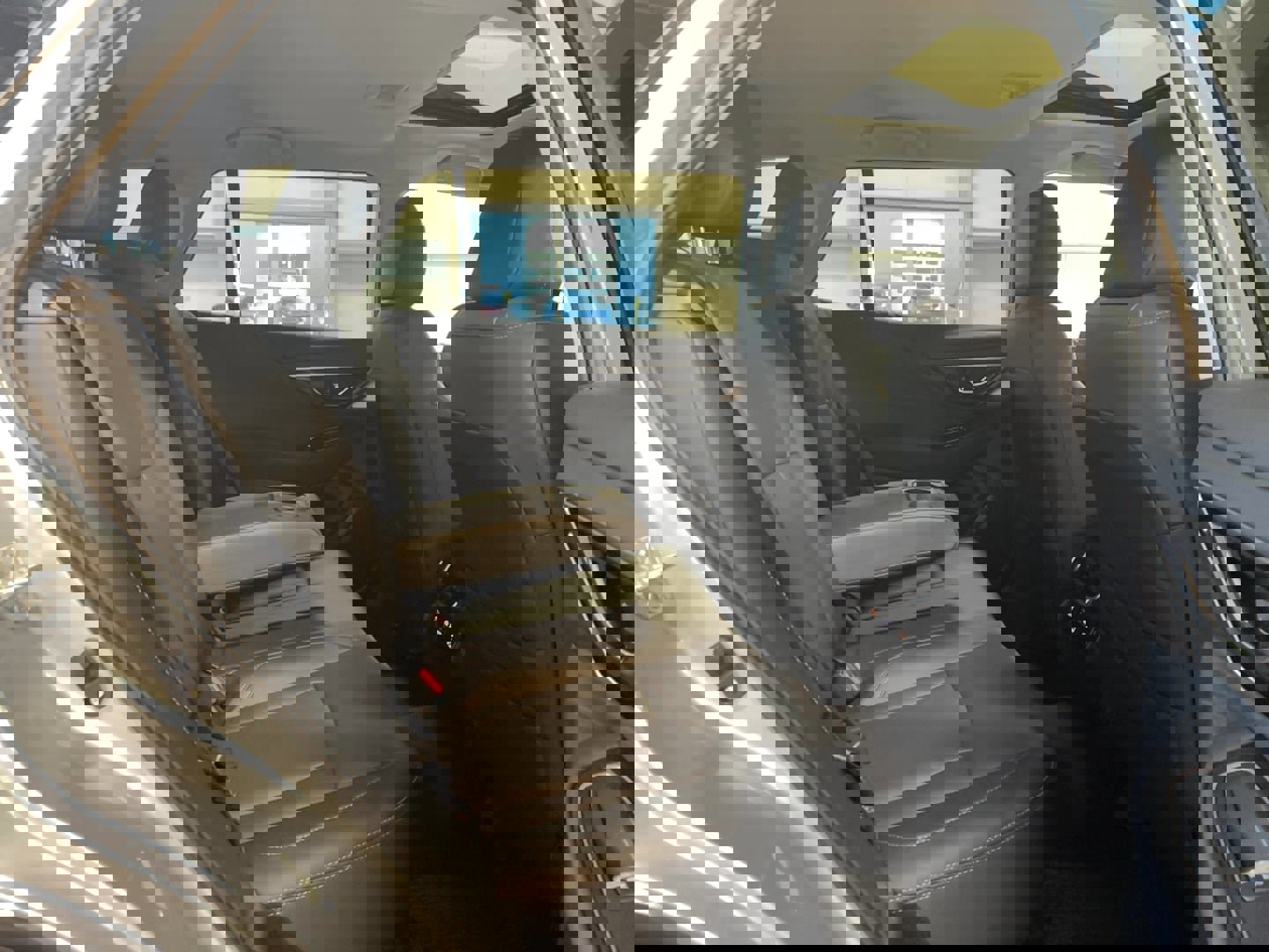 Used 2023 Subaru Outback Limited image 23