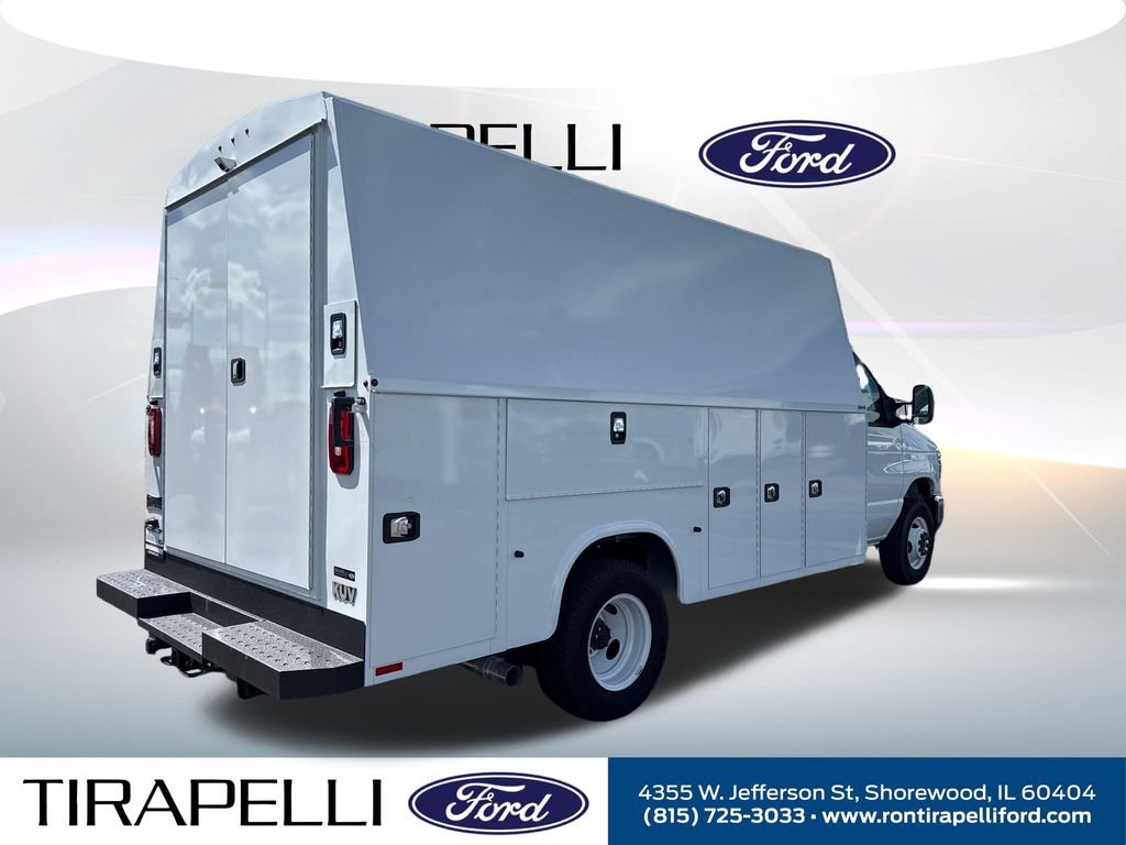 New 2026 Ford E-450 and Econoline 450 Super Duty w/ Power Equipment Group RWD image 6