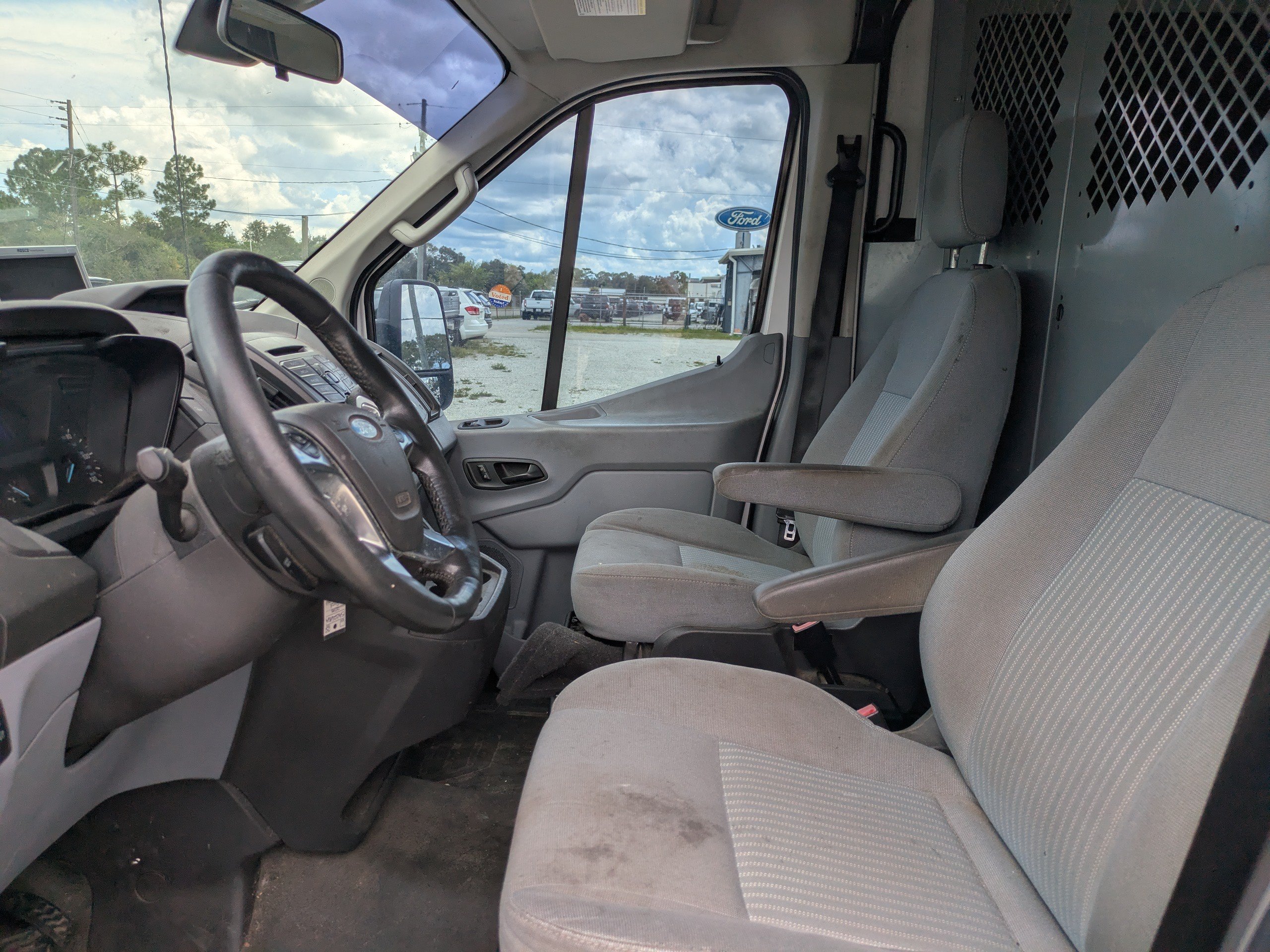 Used 2015 Ford Transit 250 148 Medium Roof w/ Interior Upgrade Package RWD image 18