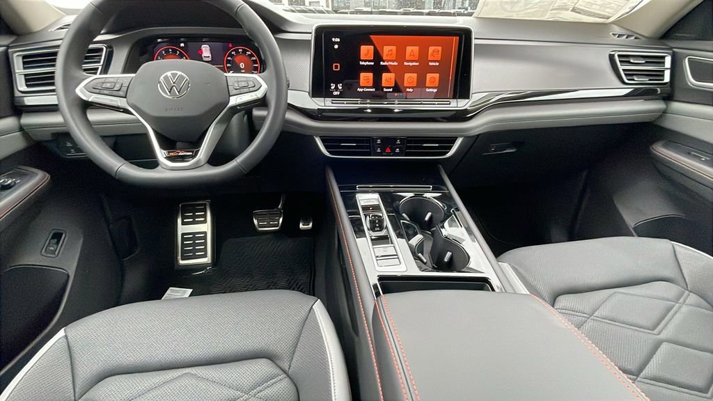 New 2025 Volkswagen Atlas Peak Edition SE AWD/4WD image 17