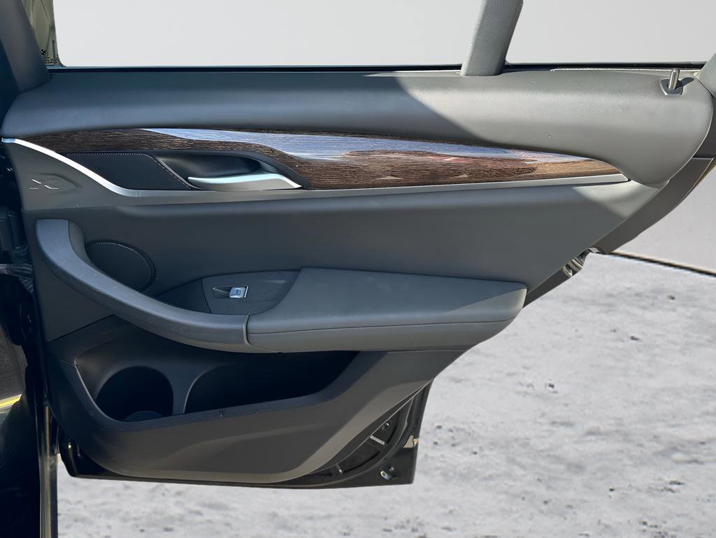 Used 2020 BMW X4 xDrive30i w/ Convenience Package image 26