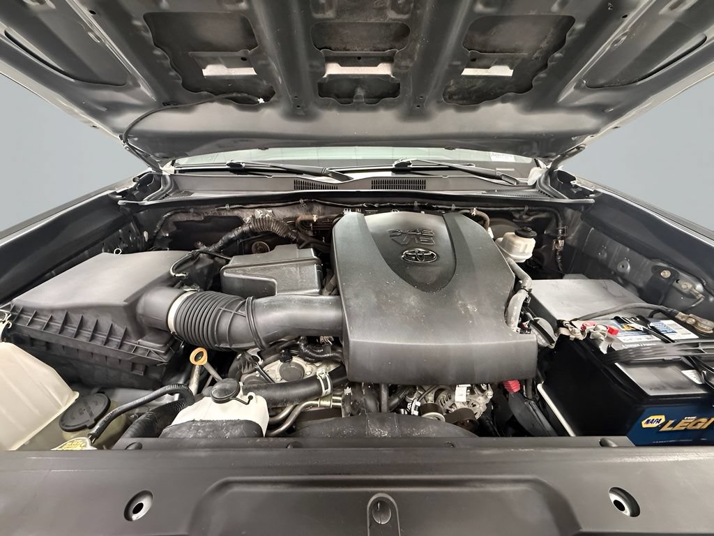 Used 2019 Toyota Tacoma TRD Sport w/ Technology Package AWD/4WD image 45