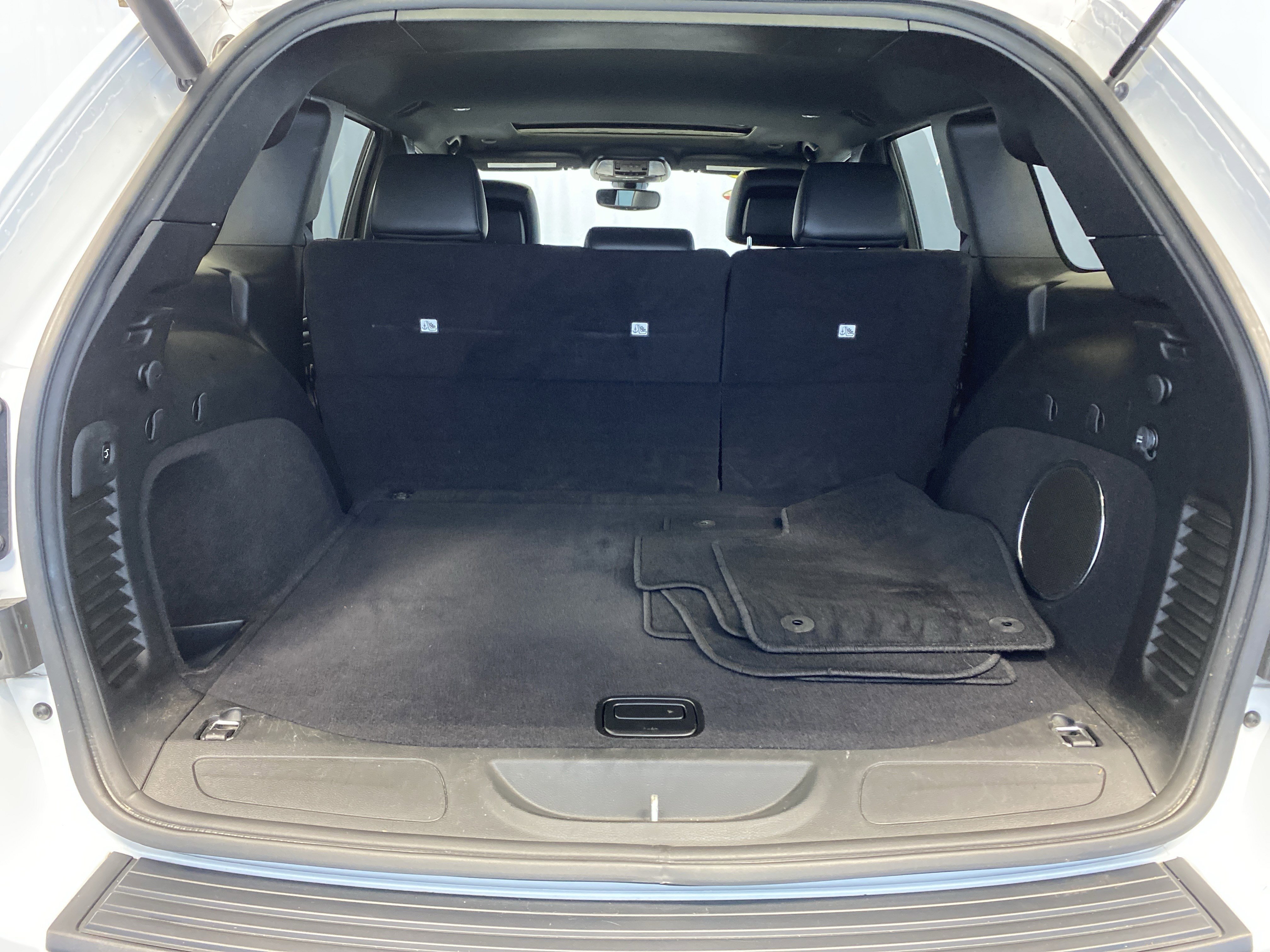 Certified 2020 Jeep Grand Cherokee Altitude image 36