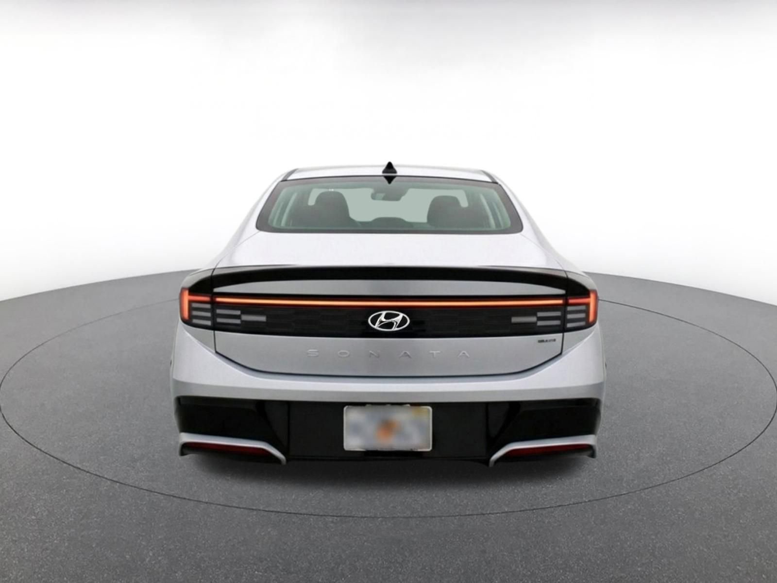 Used 2025 Hyundai Sonata SEL FWD image 8