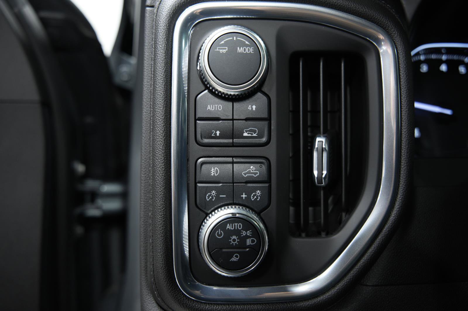 Used 2020 GMC Sierra 1500 SLT w/ SLT Premium Plus Package image 28