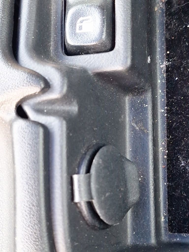 Used 2000 Chevrolet Corvette Coupe w/ Memory Pkg image 31