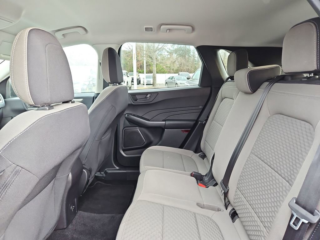 Used 2022 Ford Escape SE image 27